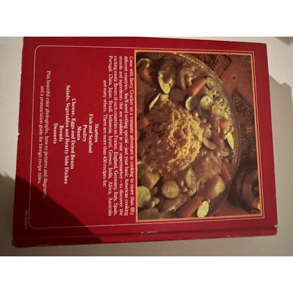 Betty Crocker's International Cookbook Hardcover Mills Betty Croc